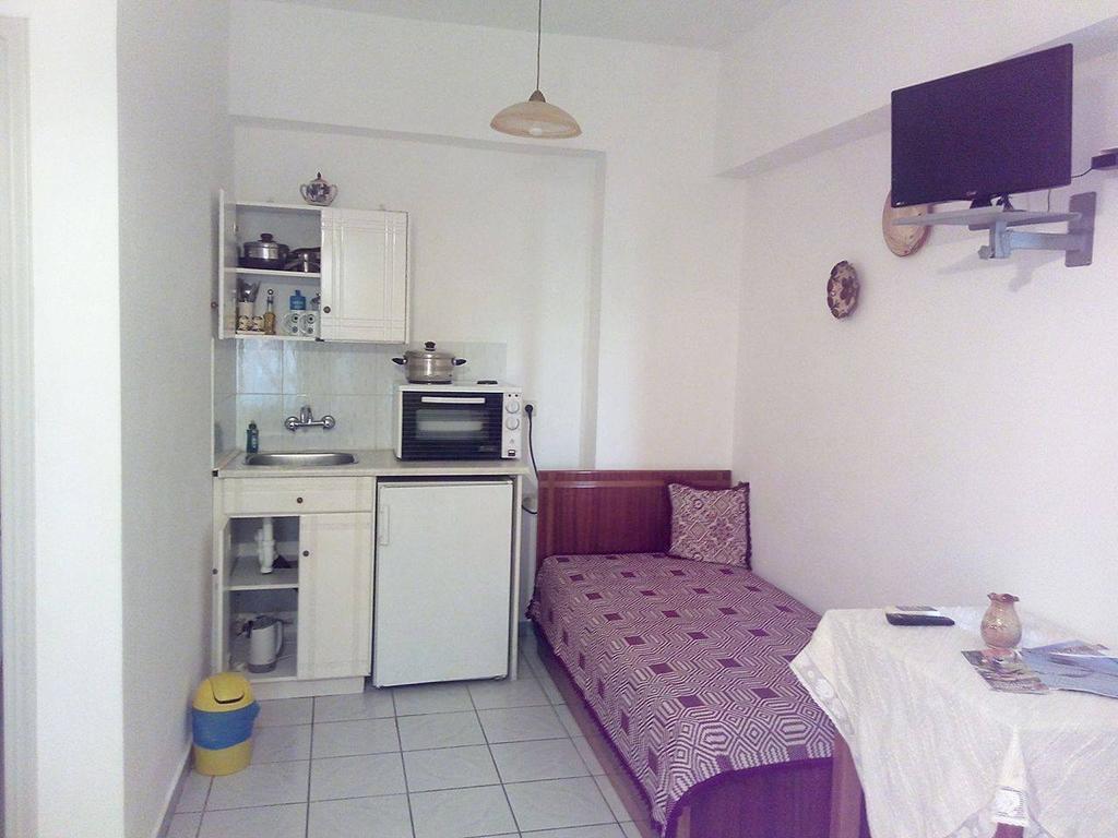 Studios Stefani Petra  Ngoại thất bức ảnh